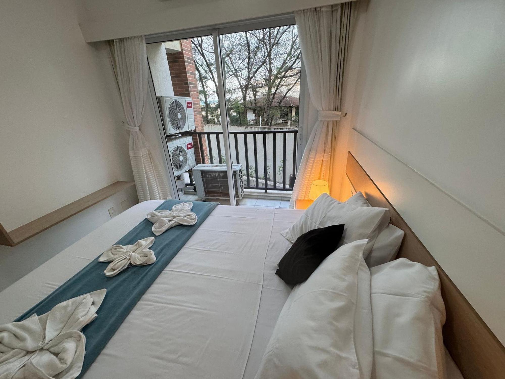 Apartamento Living, Frente Mar, 400m Do B Park